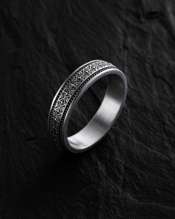 Silver ring RETNING
