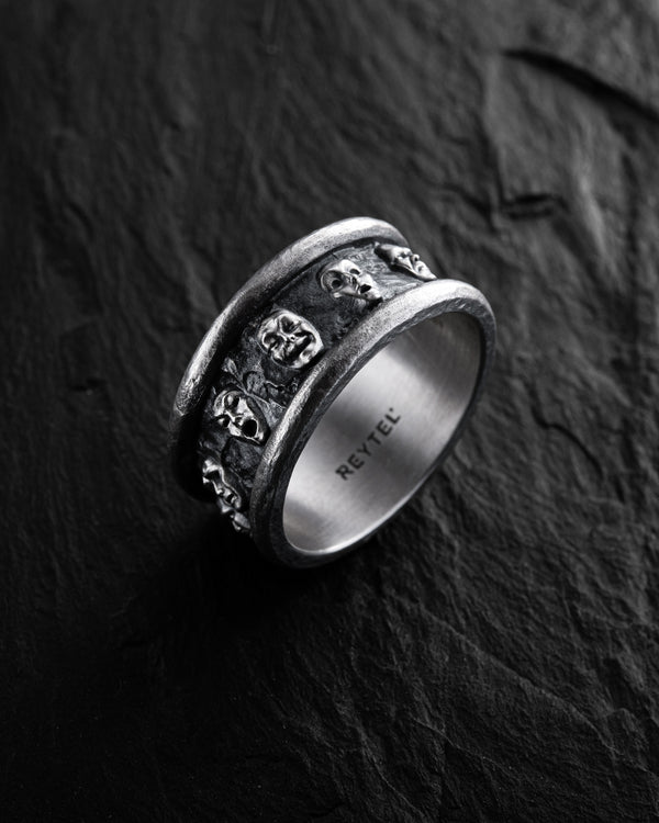 Silver ring FACES