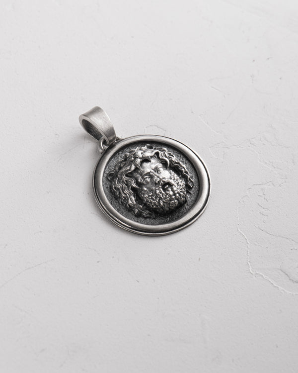Silver pendant HERCULES & THE NEMEAN LION