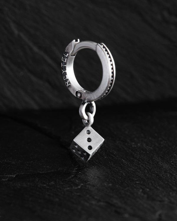Silver single earring FORTUNA