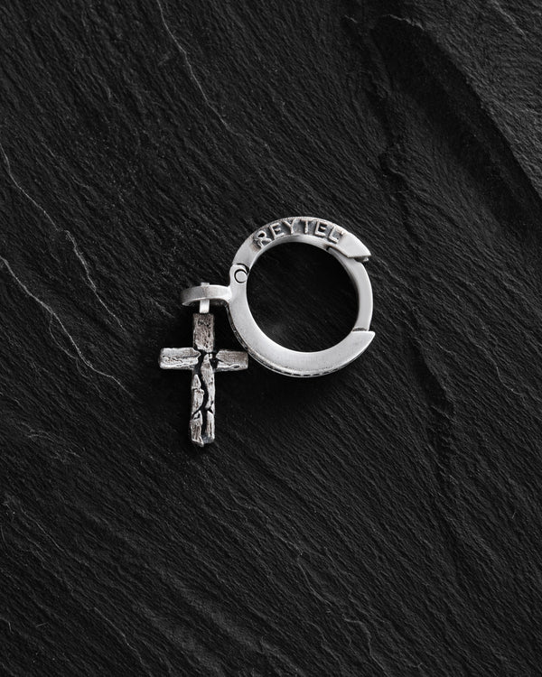 Silver single earring ENDURE