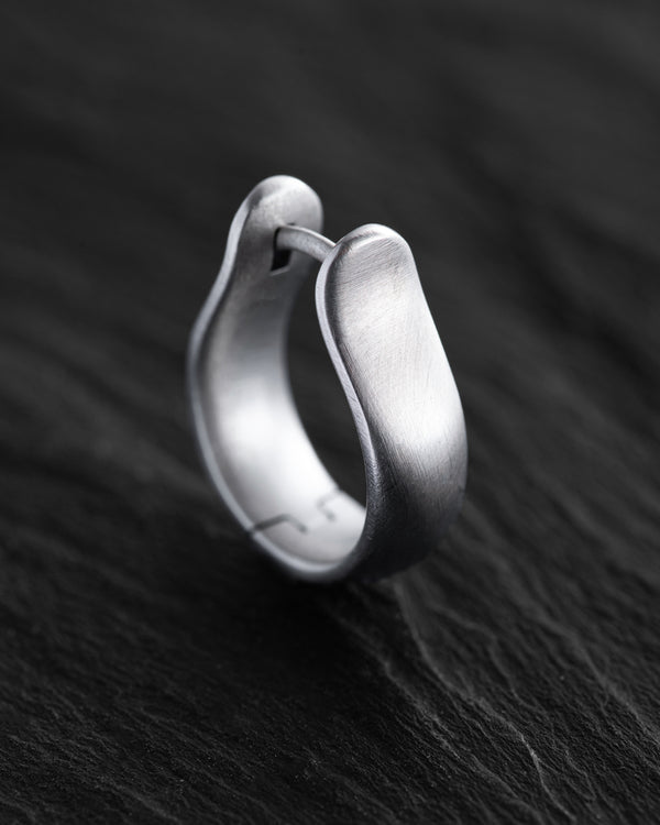 Silver single earring SILENT