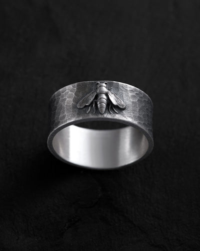 Silver ring BEE