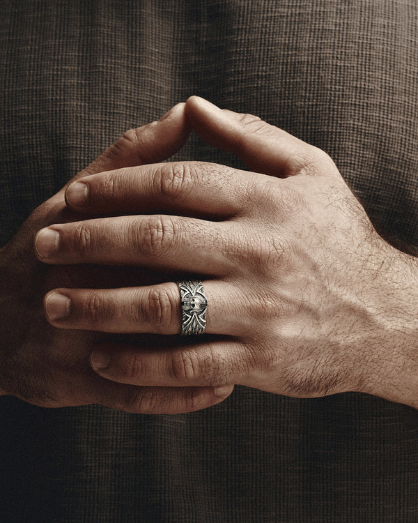 Silver ring RUSTING