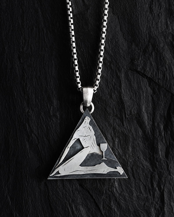 Silver pendant IN VINO VERITAS