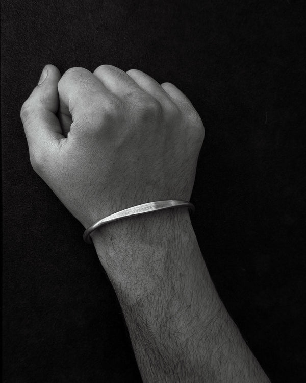 Silver bangle KLOEK