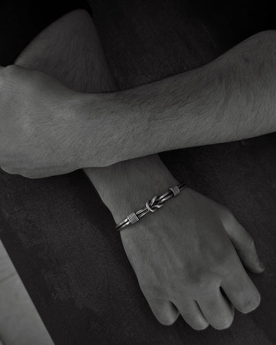 Silver bangle NODUS